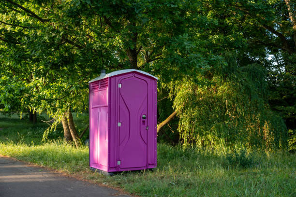 Best Porta potty delivery and setup  in Huntgton, IN